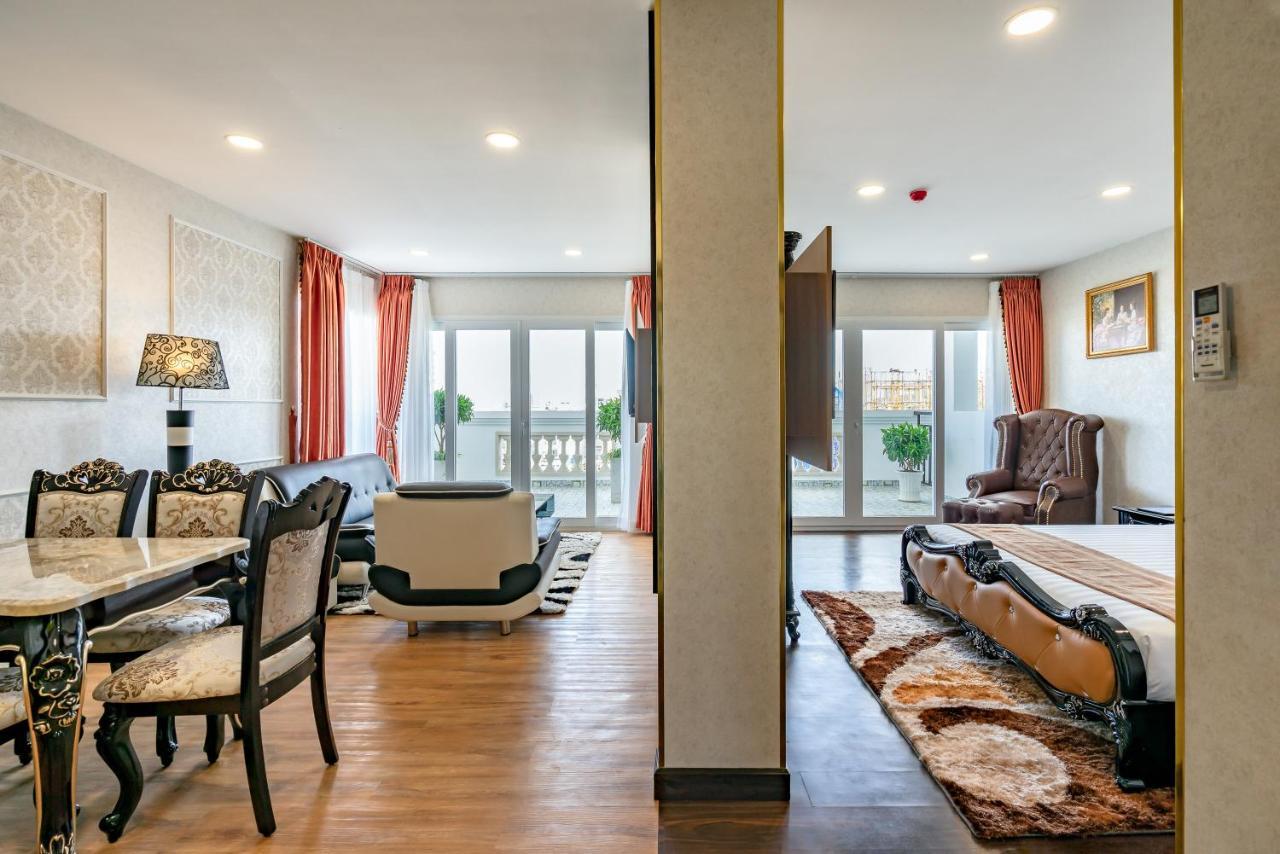Emerald 3* TP. Hồ Chí Minh