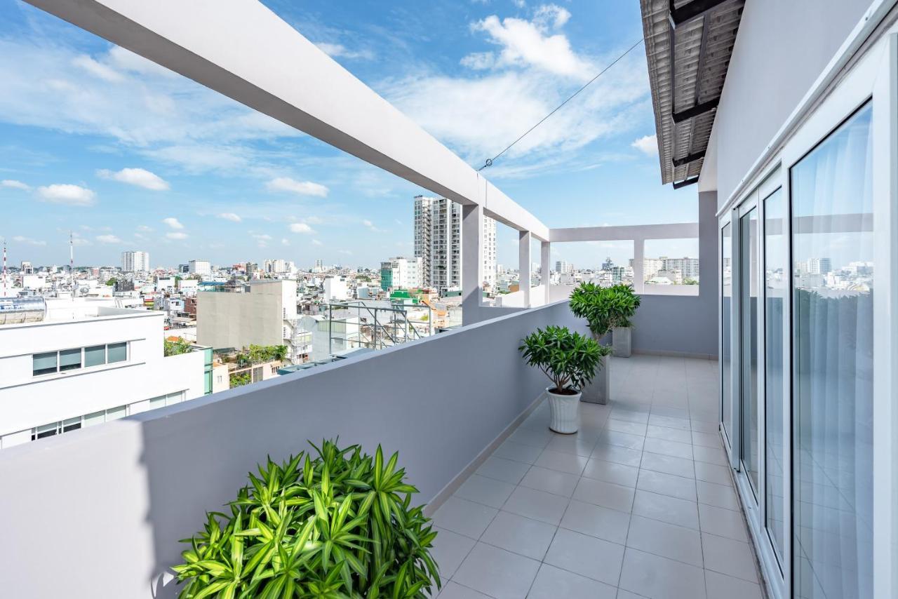 Emerald 3* TP. Hồ Chí Minh